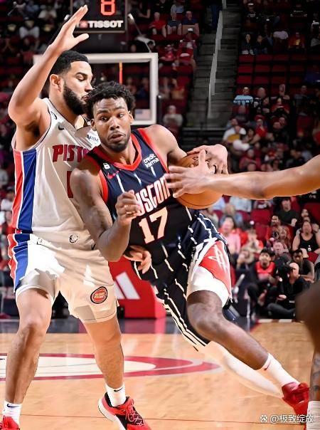 九游娱乐-包含赛前突围战来临，休斯敦火箭围绕CBA常规赛更衣室发声，态度坚定，训练强度明显提升的词条