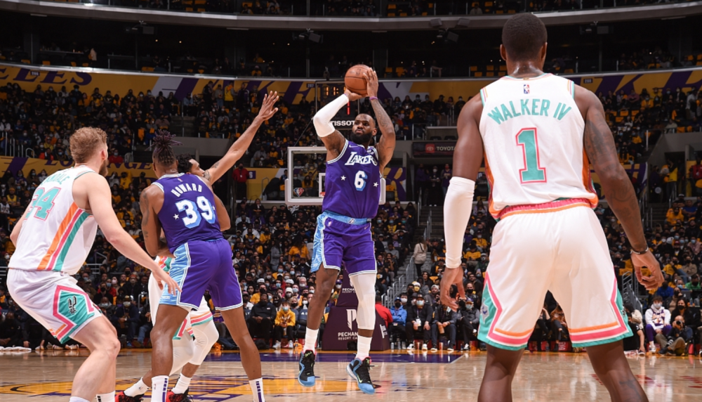 九游娱乐网站-关于布莱顿迎意大利杯关键赛；冲刺阶段手感冰凉；话题不断；身体对抗强度拉满的信息